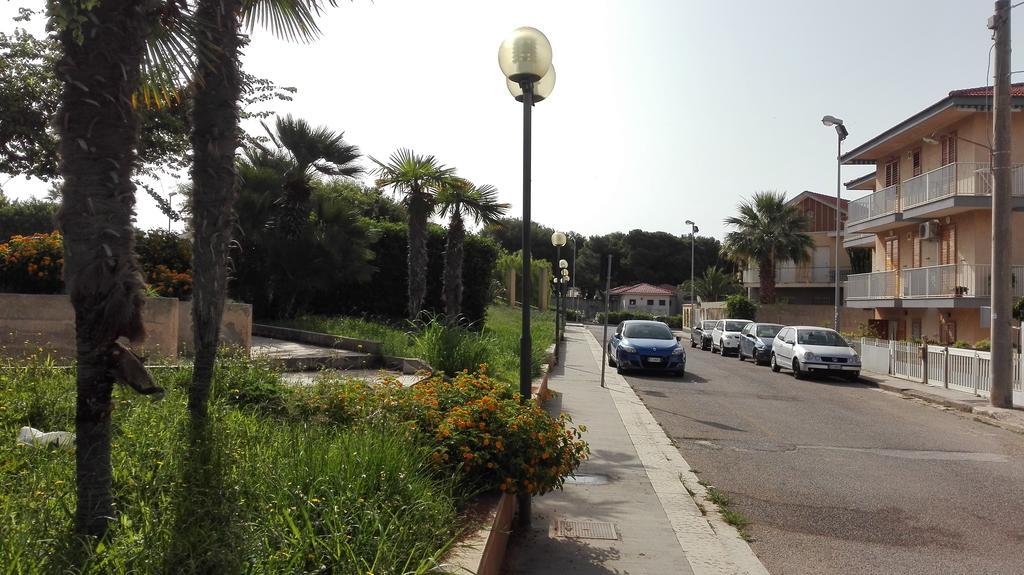 Apartamento La Casa Bianca Marina di Ragusa Exterior foto